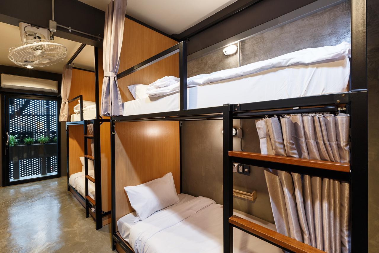 Sleepover Hostel Ban Bang Khwang Exterior photo